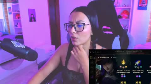 Snapshot of soy___lili chatting on 06-01-26, 04:31 Lili online show from 06-01-26, 04:31