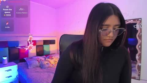Snapshot of soy_anny_777 chatting on 05-25-26, 03:23 ANNY online show from 05-25-26, 03:23