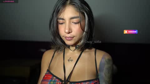 100 explicit here   online show from 01-13-25, 10:58