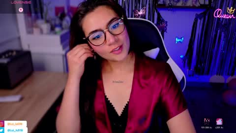 Luisa    online show from 04-10-26, 01:00