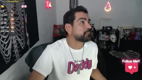 El Carlitos online show from 04-25-26, 02:58