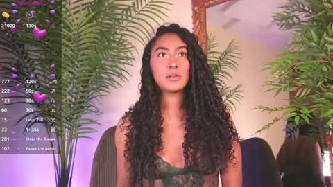 Snapshot of soyjuliana19 chatting on 04-28-26, 04:39 Juliana online show from 04-28-26, 04:39