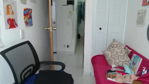 Nana Bela  online show from 11-26-25, 03:57