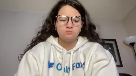 Soyoceanne online show from 03-21-26, 11:19