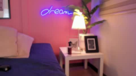 Snapshot of soysaraa_ chatting on 01-10-25, 07:46 Aleja online show from 01-10-25, 07:46