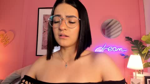 Snapshot of soysaraa_ chatting on 02-01-25, 08:08 Aleja online show from 02-01-25, 08:08