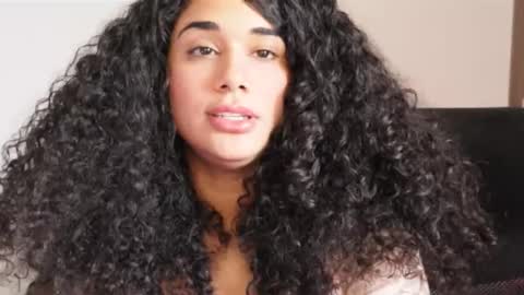 Snapshot of soytropicalfruit chatting on 02-11-25, 06:55 You want to talk to me more personal follow me in My Channel VIP 50 the discount online show from 02-11-25, 06:55