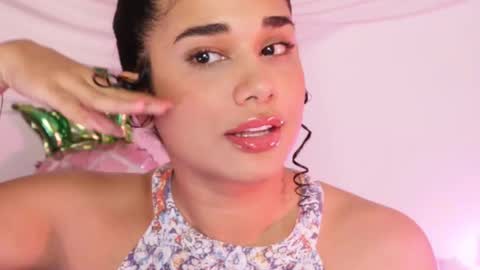 Snapshot of soytropicalfruit chatting on 03-04-25, 06:47 You want to talk to me more personal follow me in My Channel VIP 50 the discount online show from 03-04-25, 06:47