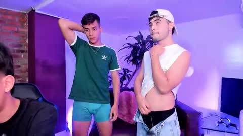 Gabo Lucas and Justin online show from 10-09-25, 03:15