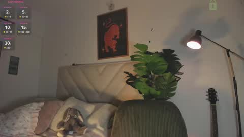 ali online show from 09-17-25, 01:51