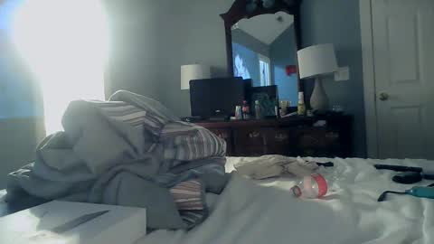 TrndSettrz online show from 02-12-25, 02:56