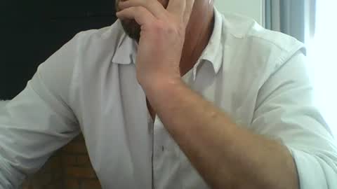 Snapshot of spaceraace1 chatting on 10-17-25, 09:12 SpaceRaace online show from 10-17-25, 09:12