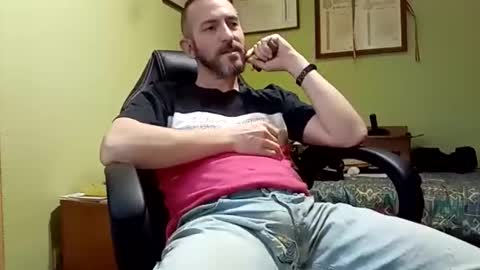 Snapshot of spanishharddick chatting on 02-10-25, 05:41 Manu online show from 02-10-25, 05:41