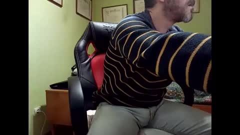 Manu  online show from 03-05-26, 05:42