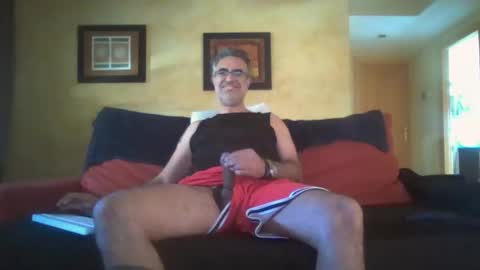 Snapshot of spanishshow chatting on 04-25-26, 03:31 spanishshow online show from 04-25-26, 03:31