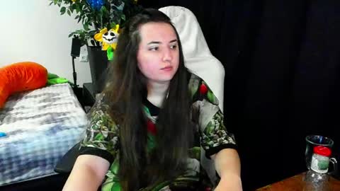 Snapshot of spanking_girls chatting on 04-06-26, 10:33 Evgenia online show from 04-06-26, 10:33