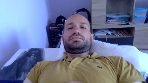 Snaiky online show from 05-26-26, 10:22
