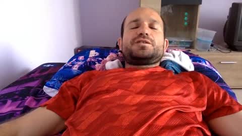 Snaiky online show from 06-19-26, 03:05