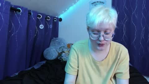 Atticus Pendragon online show from 11-28-25, 10:40