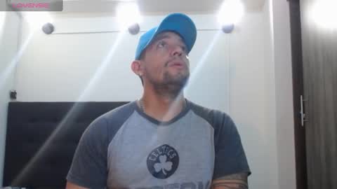 Snapshot of spartacus_cam chatting on 12-06-24, 08:26     online show from 12-06-24, 08:26