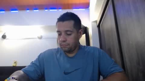     online show from 03-09-26, 05:22