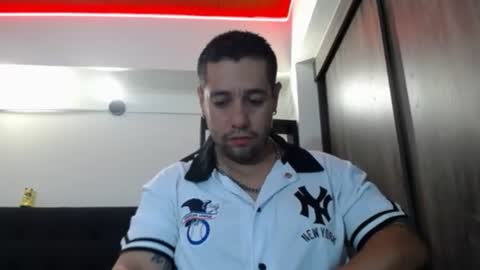 Snapshot of spartacus_cam chatting on 06-23-26, 04:54 online show from 06-23-26, 04:54