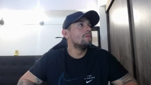 Snapshot of spartacus_cam chatting on 07-03-26, 06:31 online show from 07-03-26, 06:31