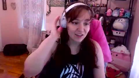 Snapshot of spawnofademon chatting on 05-06-26, 02:22 spawnofademon online show from 05-06-26, 02:22