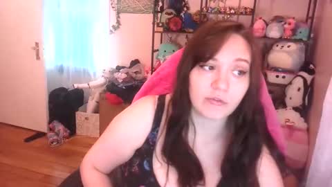 Snapshot of spawnofademon chatting on 05-19-26, 05:52 spawnofademon online show from 05-19-26, 05:52