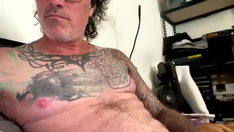 specter1972 online show from 05-03-26, 04:57