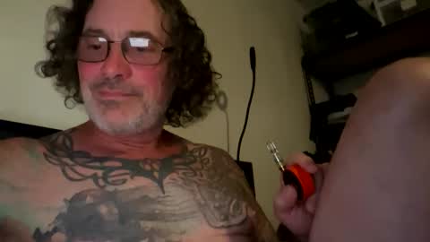 specter1972 online show from 05-18-26, 11:32