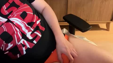 speedoguy78 online show from 03-25-26, 07:53