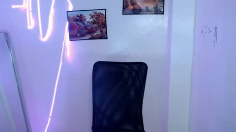 Snapshot of spicy_anastasia chatting on 07-02-26, 02:33 ANASTASIA online show from 07-02-26, 02:33