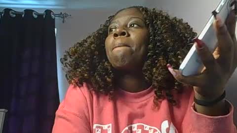 Snapshot of spicy_cherrie chatting on 06-25-26, 12:53 cherrie online show from 06-25-26, 12:53