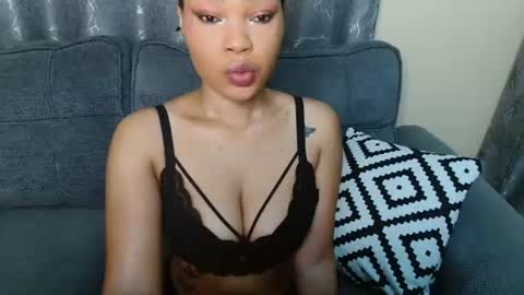 Spicy kerrine online show from 04-03-26, 08:40