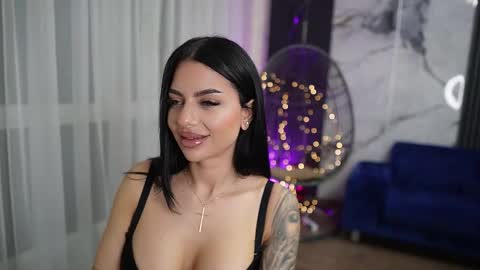 Spicy Maple online show from 11-11-25, 08:09