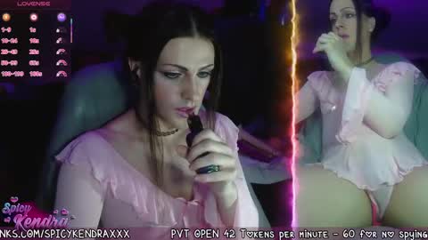 Snapshot of spicykendra chatting on 04-30-26, 07:04 Kendra online show from 04-30-26, 07:04