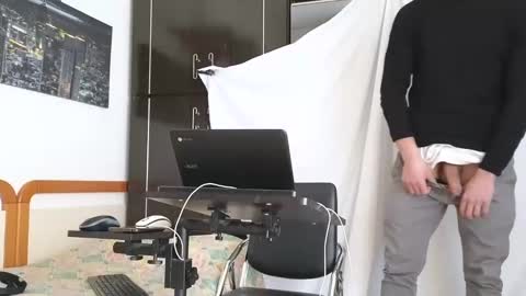 Snapshot of spider_0090 chatting on 02-28-25, 03:04 Marco. When Im offline you can view premium content in bio online show from 02-28-25, 03:04