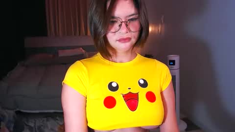 Snapshot of spiffingview_of_carmella chatting on 06-03-26, 04:56 Hi Im Carmela online show from 06-03-26, 04:56