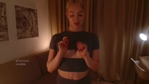 Elizabeth online show from 02-28-25, 05:26