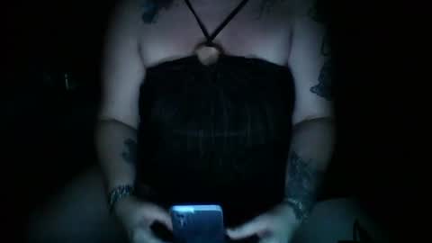 Snapshot of spinnerbitch chatting on 07-04-26, 10:43 Vanessa Spade online show from 07-04-26, 10:43