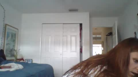 Snapshot of spinwithus chatting on 01-26-25, 04:51 Rose online show from 01-26-25, 04:51