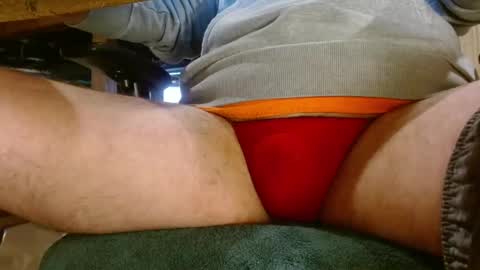 Snapshot of splash_w chatting on 09-24-25, 02:31 Splash Man online show from 09-24-25, 02:31