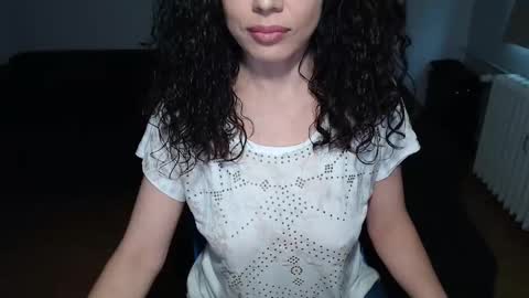 Snapshot of spoiled__doll chatting on 12-10-24, 08:40 Doll online show from 12-10-24, 08:40