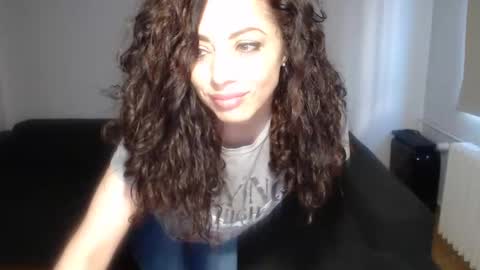 Snapshot of spoiled__doll chatting on 12-12-24, 07:19 Doll online show from 12-12-24, 07:19