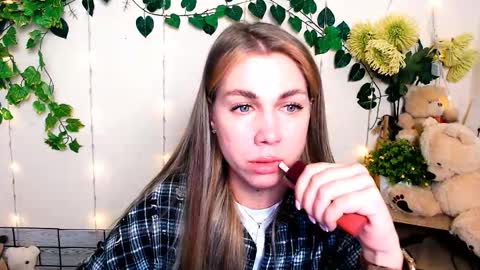 Karina online show from 02-25-26, 10:47