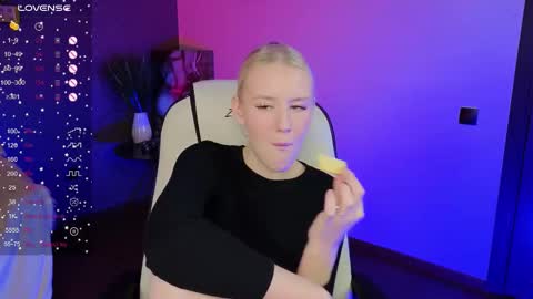 Snapshot of springajara chatting on 09-10-25, 06:24 Vetta online show from 09-10-25, 06:24