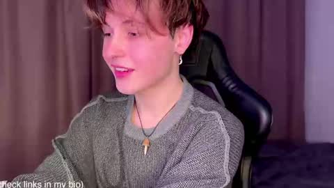 Snapshot of spyashkin chatting on 01-18-25, 03:49 your baby online show from 01-18-25, 03:49