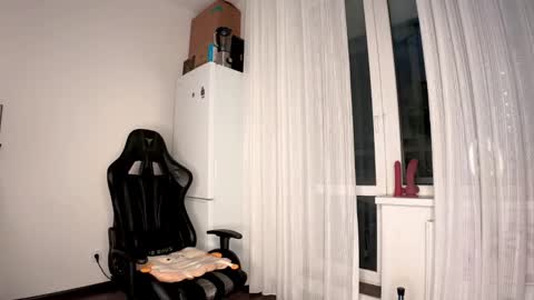 Snapshot of spyashkin chatting on 02-05-25, 01:47 your baby online show from 02-05-25, 01:47