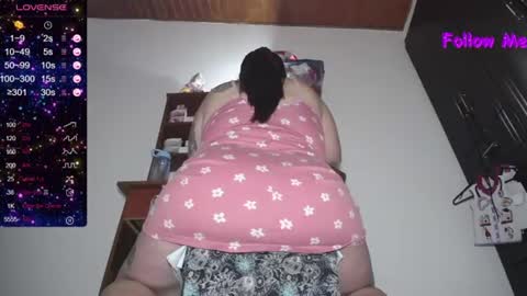 Snapshot of squirtmachinex chatting on 07-24-26, 01:47 Wanda online show from 07-24-26, 01:47